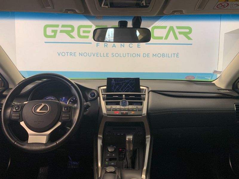Photo 16 de l'offre de LEXUS NX 300H 2WD BUSINESS à 25980€ chez Greencar France