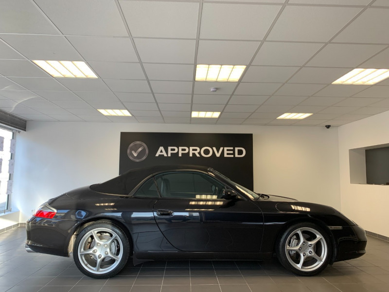 Photo 14 de l'offre de PORSCHE 911 CABRIOLET (996) 320CH CARRERA 4 TIPTRONIC à 44980€ chez Greencar France
