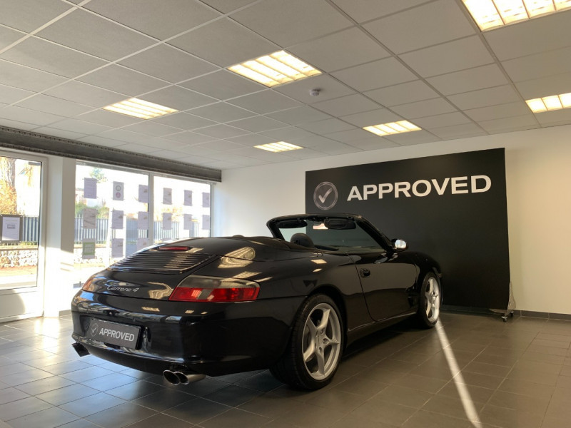 Photo 12 de l'offre de PORSCHE 911 CABRIOLET (996) 320CH CARRERA 4 TIPTRONIC à 44980€ chez Greencar France