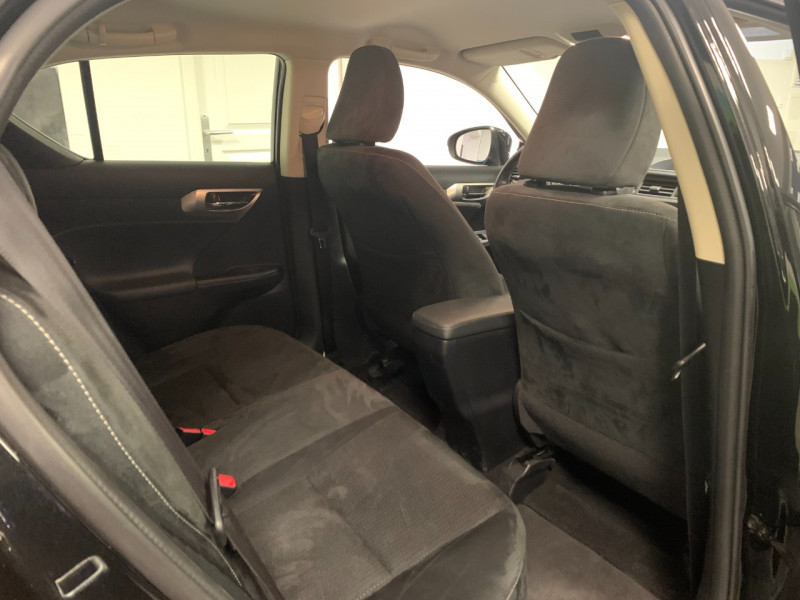 Photo 11 de l'offre de LEXUS CT 200H BUSINESS à 16980€ chez Greencar France