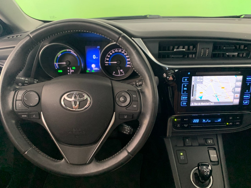 Photo 11 de l'offre de TOYOTA AURIS HSD 136H DESIGN à 17980€ chez Greencar France
