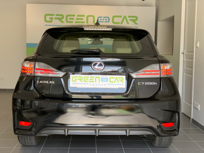 Photo 4 de l'offre de LEXUS CT 200H LUXE à 17980€ chez Greencar France
