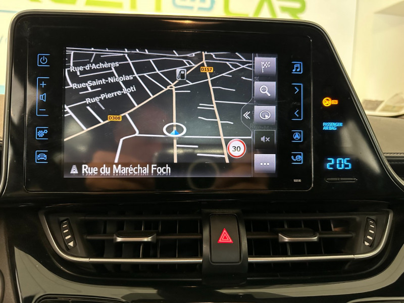 Photo 19 de l'offre de TOYOTA C-HR 122H DYNAMIC BUSINESS 2WD E-CVT à 21980€ chez Greencar France