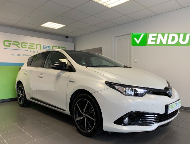 Photo 1 de l'offre de TOYOTA AURIS HSD 136H TECHNOLINE à 16980€ chez Greencar France