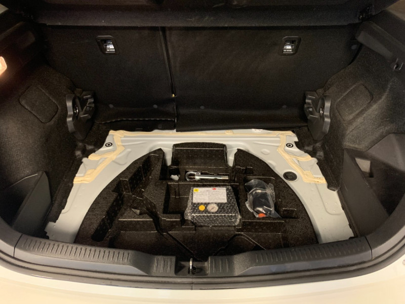 Photo 17 de l'offre de TOYOTA AURIS HSD 136H TECHNOLINE à 16980€ chez Greencar France