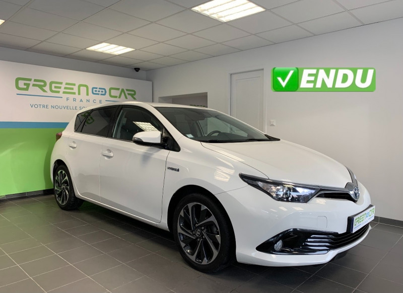 Toyota AURIS HSD 136H DESIGN BUSINESS Hybride BLANC Occasion à vendre