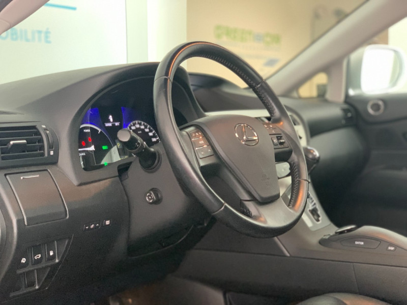 Photo 16 de l'offre de LEXUS RX 450H 4WD SHADOW LINE à 22980€ chez Greencar France