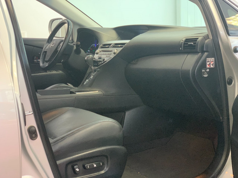 Photo 11 de l'offre de LEXUS RX 450H 4WD SHADOW LINE à 22980€ chez Greencar France
