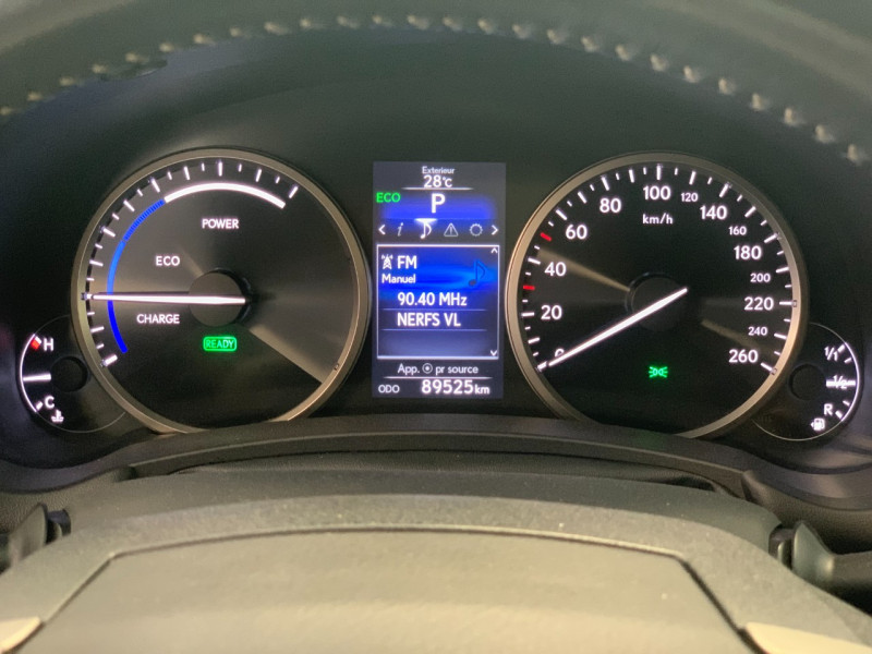 Photo 19 de l'offre de LEXUS NX 300H 2WD BUSINESS à 25980€ chez Greencar France