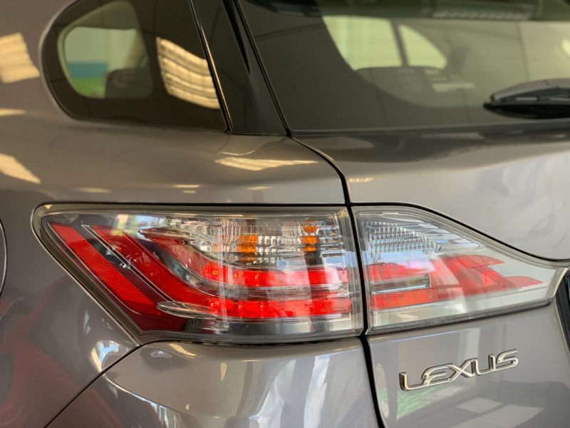 Photo 8 de l'offre de LEXUS CT 200H DESIGN à 18980€ chez Greencar France