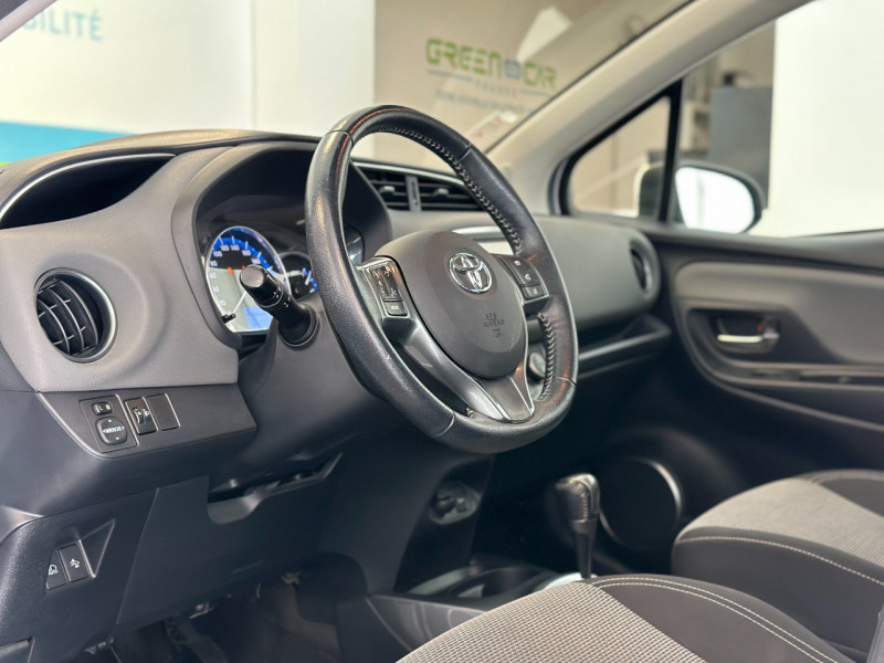 Photo 20 de l'offre de TOYOTA YARIS HSD 100H BUSINESS 5P à 12480€ chez Greencar France