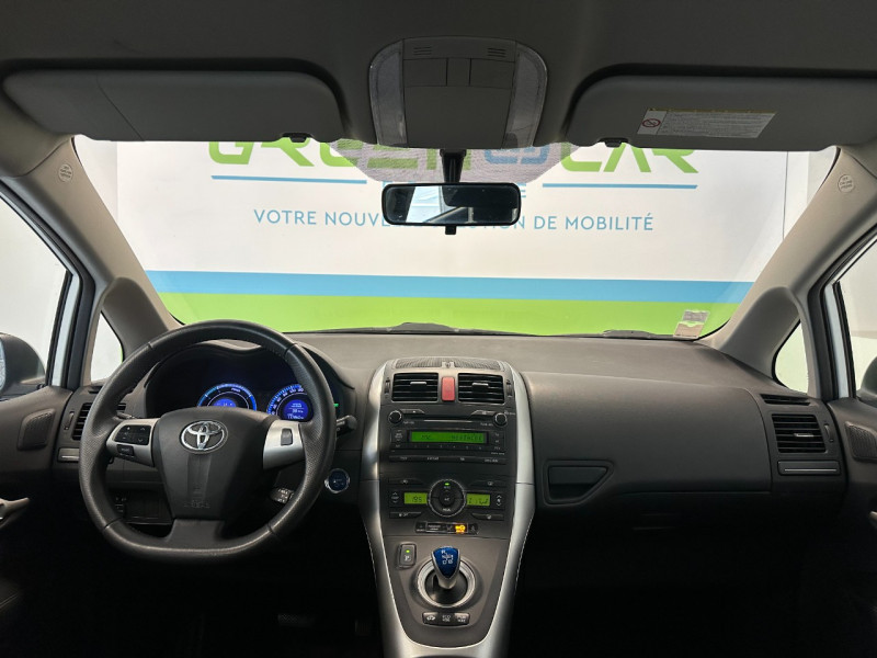 Photo 18 de l'offre de TOYOTA AURIS HSD 136H LOUNGE 5P à 11980€ chez Greencar France