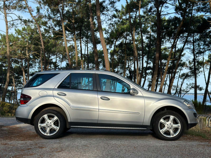 Photo 9 de l'offre de MERCEDES-BENZ CLASSE ML 280 CDI PACK SPORT à 14980€ chez PEREIRA Frédéric