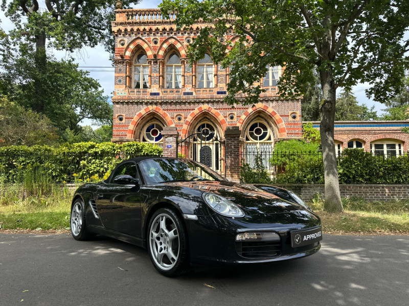 Photo 2 de l'offre de PORSCHE BOXSTER (987) 2.7 245CH à 30980€ chez PEREIRA Frédéric