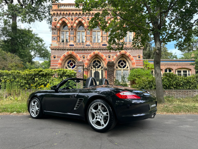 Photo 4 de l'offre de PORSCHE BOXSTER (987) 2.7 245CH à 30980€ chez PEREIRA Frédéric