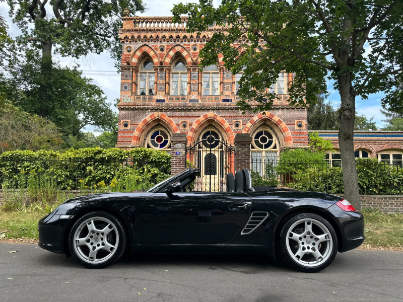 Photo 8 de l'offre de PORSCHE BOXSTER (987) 2.7 245CH à 30980€ chez PEREIRA Frédéric