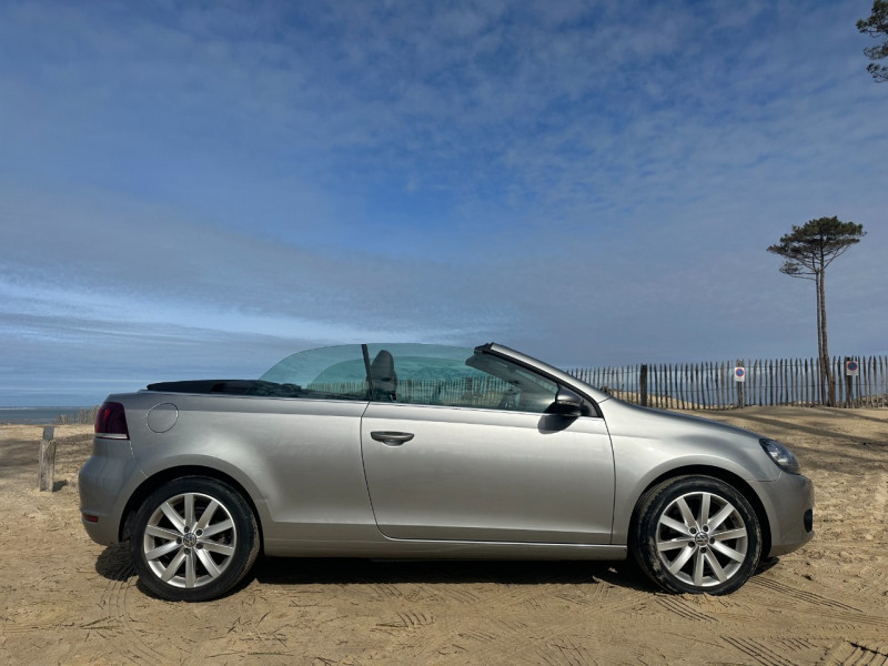 Photo 9 de l'offre de VOLKSWAGEN GOLF VI CABRIOLET 1.2 TSI 105CH BLUEMOTION TECHNOLOGY CARAT à 15980€ chez PEREIRA Frédéric