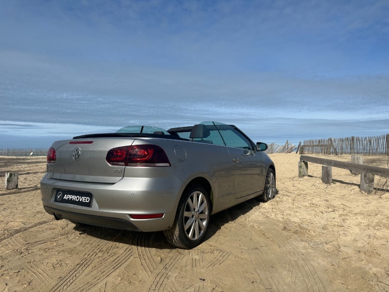 Photo 6 de l'offre de VOLKSWAGEN GOLF VI CABRIOLET 1.2 TSI 105CH BLUEMOTION TECHNOLOGY CARAT à 15980€ chez PEREIRA Frédéric