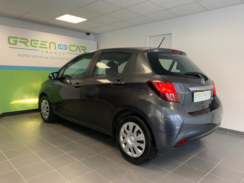 Photo 3 de l'offre de TOYOTA YARIS HSD 100H DYNAMIC 5P à 11980€ chez PEREIRA Frédéric