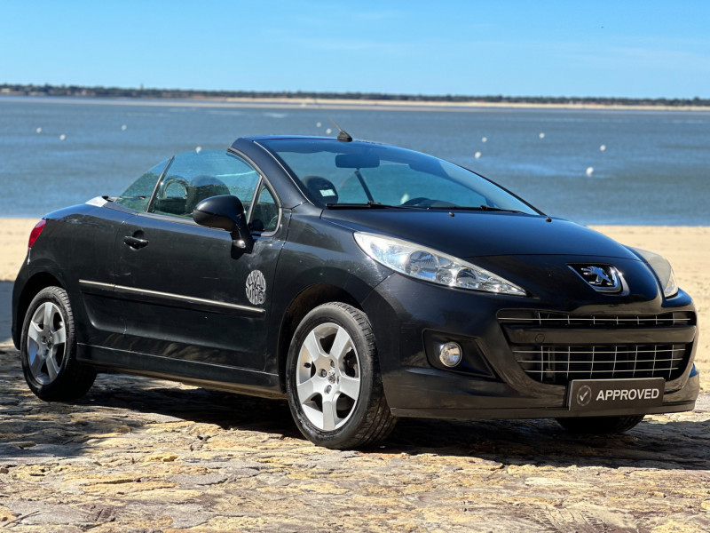 Photo 2 de l'offre de PEUGEOT 207 CC 1.6 VTI 16V SERIE 64 à 7980€ chez PEREIRA Frédéric