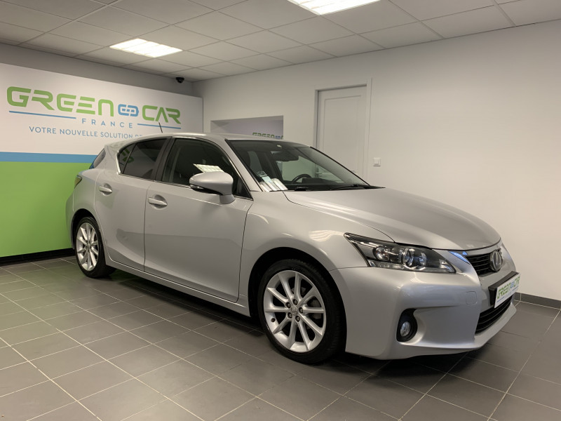 Photo 1 de l'offre de LEXUS CT 200H SENSATION à 12980€ chez PEREIRA Frédéric