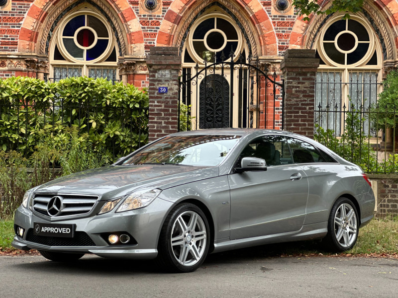 Photo 3 de l'offre de MERCEDES-BENZ CLASSE E COUPE 350 CDI EXECUTIVE BE BA à 19980€ chez PEREIRA Frédéric