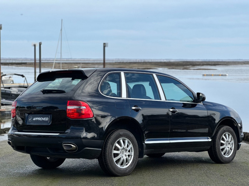 Photo 4 de l'offre de PORSCHE CAYENNE (955) V6 TDI TIPTRONIC à 19980€ chez PEREIRA Frédéric