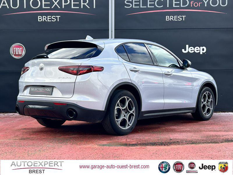 Photo 3 de l'offre de ALFA ROMEO Stelvio 2.2 Diesel 190ch Sprint Q4 AT8 MY22 à 44990€ chez Garage Auto de l'Ouest - Brest
