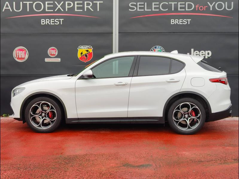 Photo 4 de l'offre de ALFA ROMEO Stelvio 2.2 Diesel 160ch Sprint AT8 à 49990€ chez Garage Auto de l'Ouest - Brest