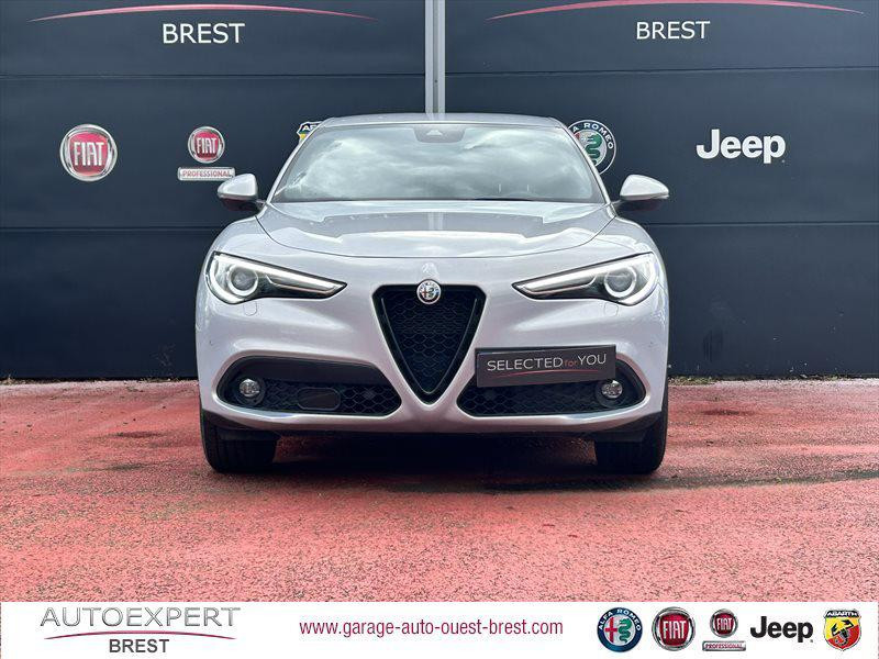 Photo 4 de l'offre de ALFA ROMEO Stelvio 2.2 Diesel 190ch Sprint Q4 AT8 MY22 à 44990€ chez Garage Auto de l'Ouest - Brest