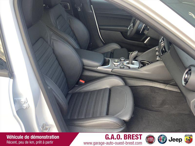 Photo 10 de l'offre de ALFA ROMEO Giulia 2.2 JTD 190ch Sprint AT8 MY22 à 44990€ chez Garage Auto de l'Ouest - Brest