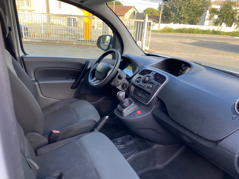 Photo 4 de l'offre de RENAULT Kangoo  à 11990€ chez AA automobiles