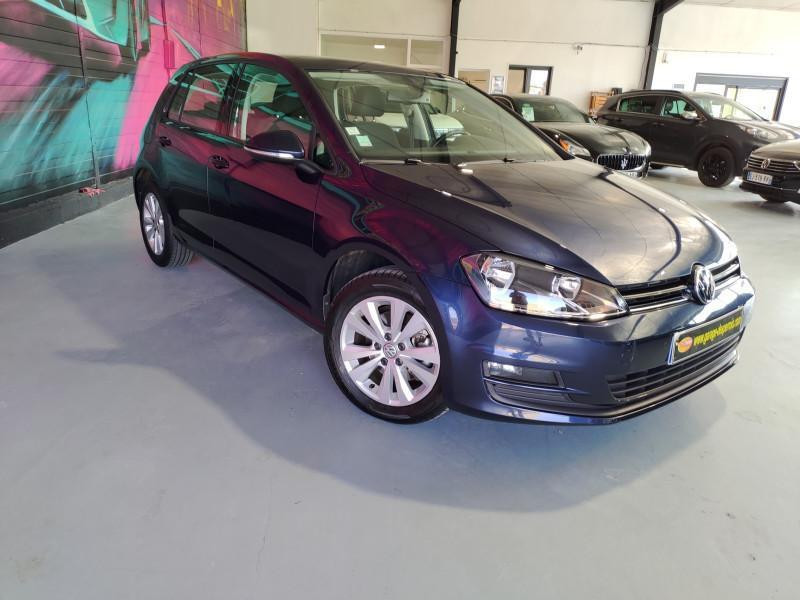 Photo 3 de l'offre de VOLKSWAGEN Golf 1.6 TDI 110ch BlueMotion FAP Confortline 5p à 14290€ chez GARAGE DESPERROIS