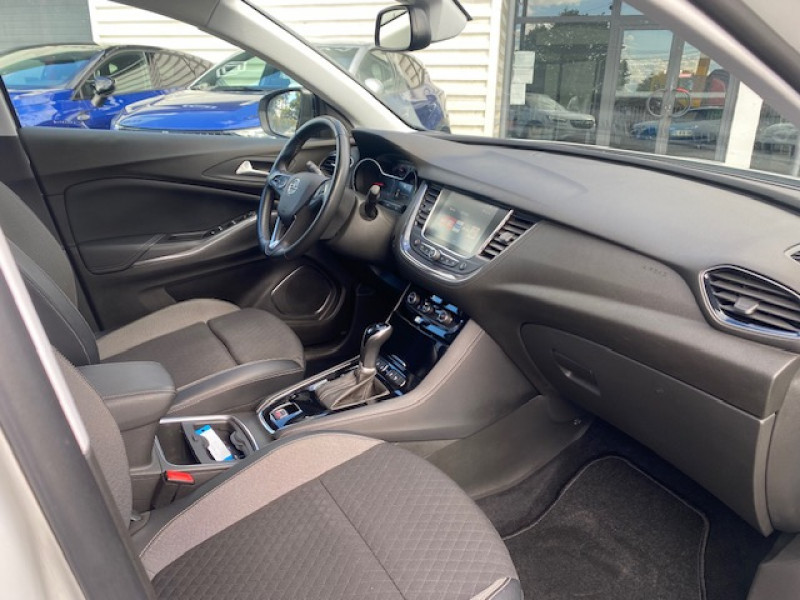 Photo 4 de l'offre de OPEL Grandland X 2.0 D 177ch Ultimate BVA8 à 13990€ chez AA automobiles