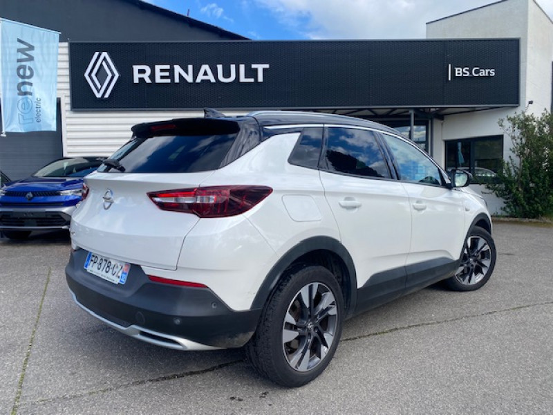 Photo 2 de l'offre de OPEL Grandland X 2.0 D 177ch Ultimate BVA8 à 13990€ chez AA automobiles