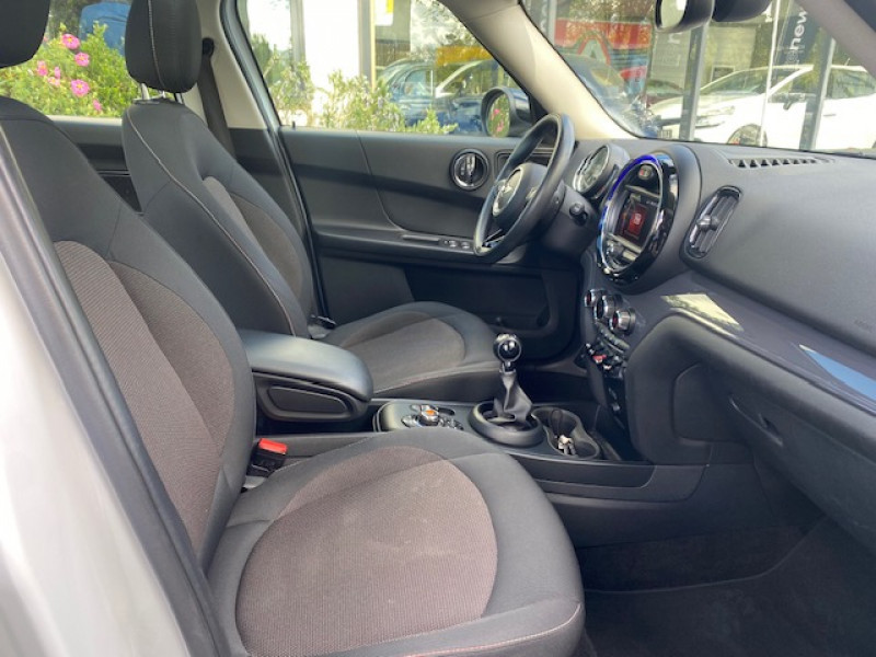 Photo 5 de l'offre de MINI Countryman Cooper  136ch Business Design à 16990€ chez AA automobiles