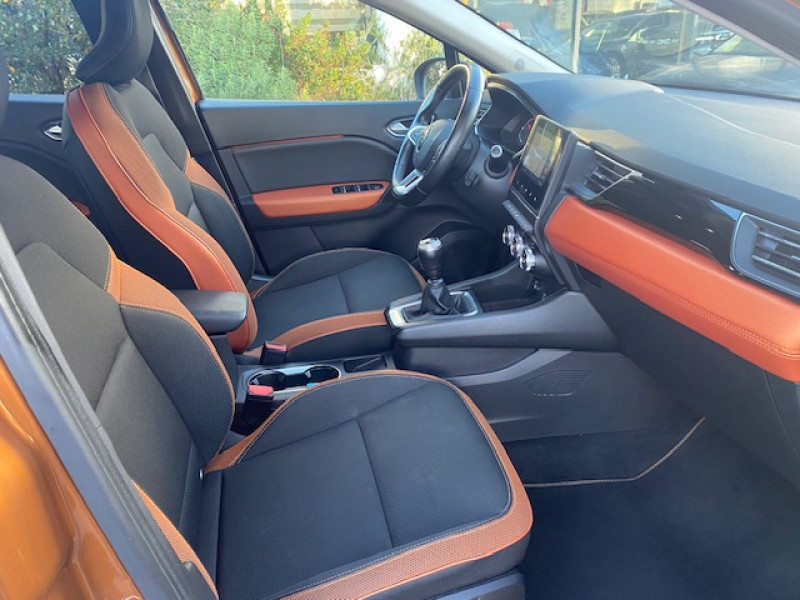 Photo 4 de l'offre de RENAULT Captur 1.3 TCe 130ch FAP Intens à 15990€ chez AA automobiles