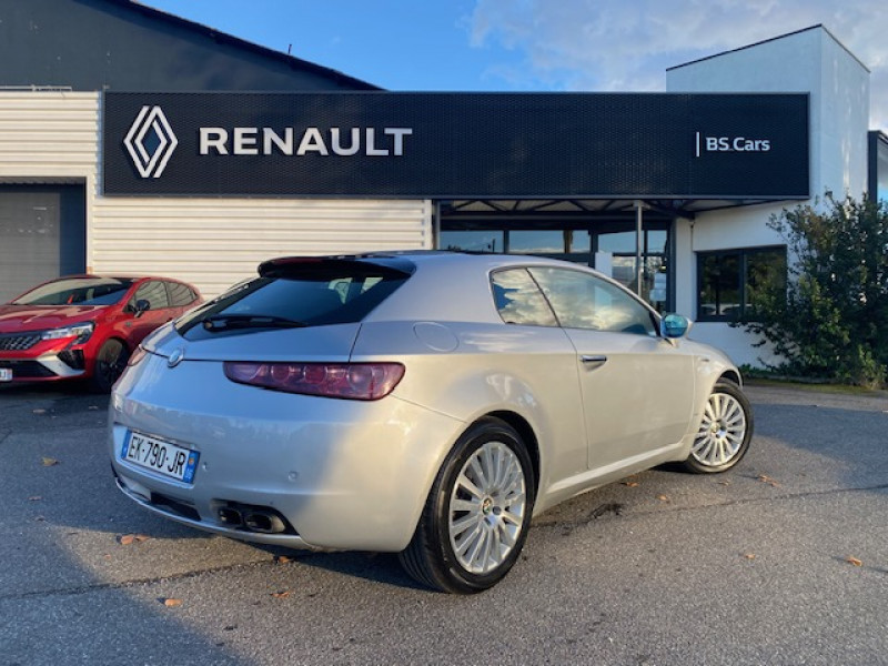 Photo 5 de l'offre de ALFA ROMEO Brera 2.2 JTS Sky View à 9990€ chez AA automobiles