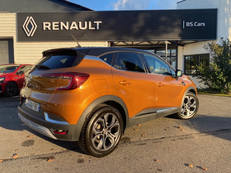 Photo 2 de l'offre de RENAULT Captur 1.3 TCe 130ch FAP Intens à 15990€ chez AA automobiles