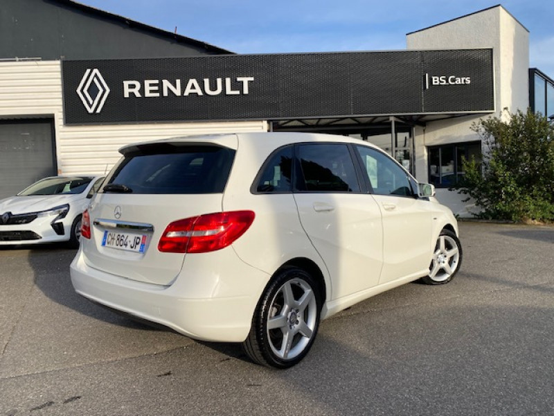 Photo 2 de l'offre de MERCEDES-BENZ Classe B 180 B 180 DESIGN à 11990€ chez AA automobiles