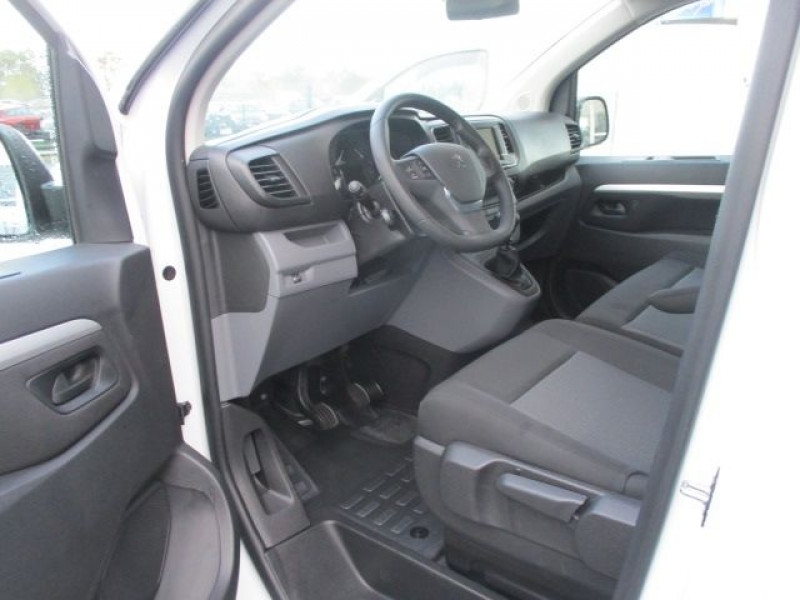Photo 2 de l'offre de PEUGEOT EXPERT FG STANDARD 2.0 BLUEHDI 145CH S&S CABINE APPROFONDIE à 39800€ chez Deal pro automobiles