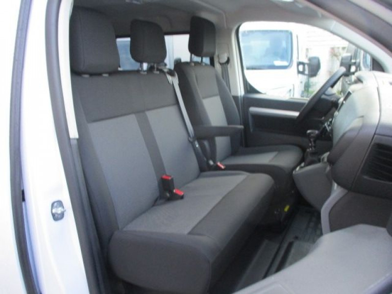 Photo 6 de l'offre de PEUGEOT EXPERT FG STANDARD 2.0 BLUEHDI 145CH S&S CABINE APPROFONDIE à 39800€ chez Deal pro automobiles