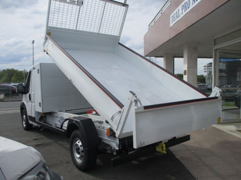Photo 7 de l'offre de FIAT DUCATO BENNE 3.5 L H3-POWER 140CH BENNE ACIER + GRAND COFFRE à 43900€ chez Deal pro automobiles