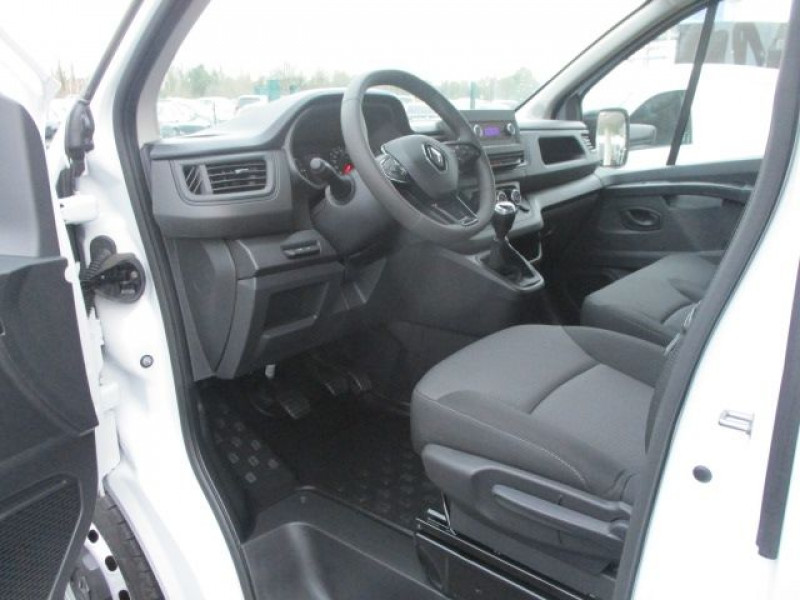 Photo 2 de l'offre de RENAULT TRAFIC III FG L1H1 2T8 2.0 BLUE DCI 110CH CONFORT à 35900€ chez Deal pro automobiles
