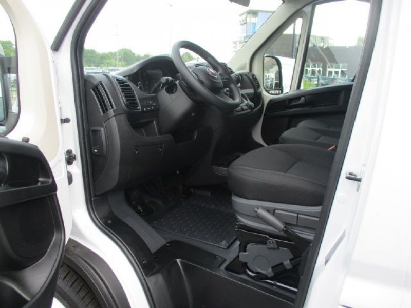 Photo 2 de l'offre de FIAT DUCATO BENNE 3.5 L H3-POWER 140CH BENNE ACIER + GRAND COFFRE à 43900€ chez Deal pro automobiles