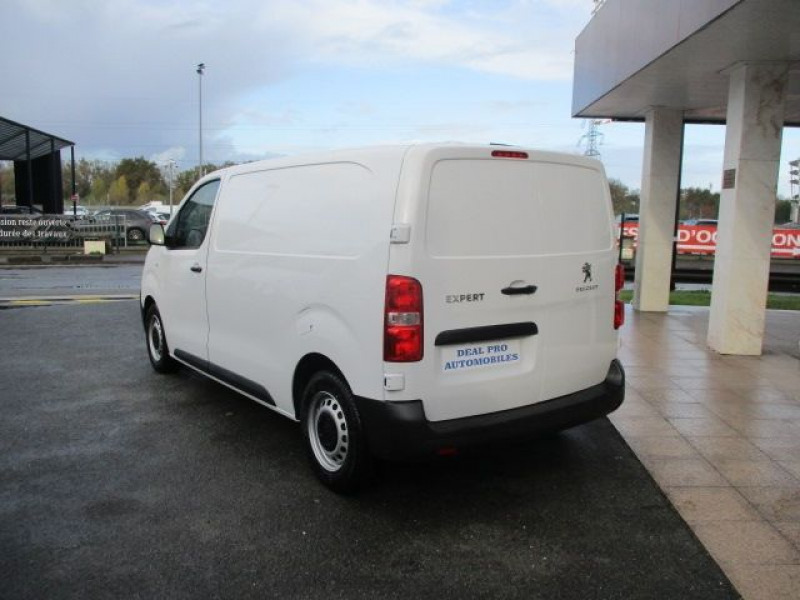 Photo 4 de l'offre de PEUGEOT EXPERT FG STANDARD 2.0 BLUEHDI 145CH S&S ASPHALT EAT8 à 41900€ chez Deal pro automobiles