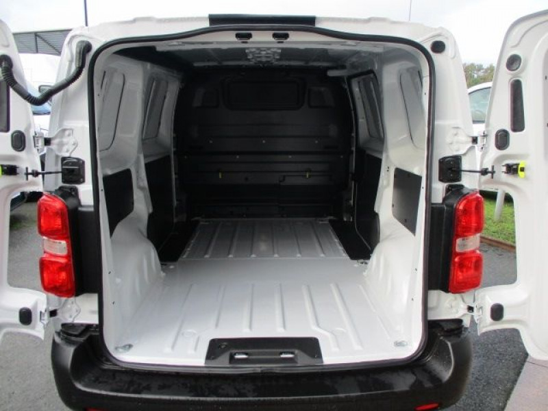 Photo 3 de l'offre de PEUGEOT EXPERT FG STANDARD 2.0 BLUEHDI 145CH S&S ASPHALT EAT8 à 41900€ chez Deal pro automobiles