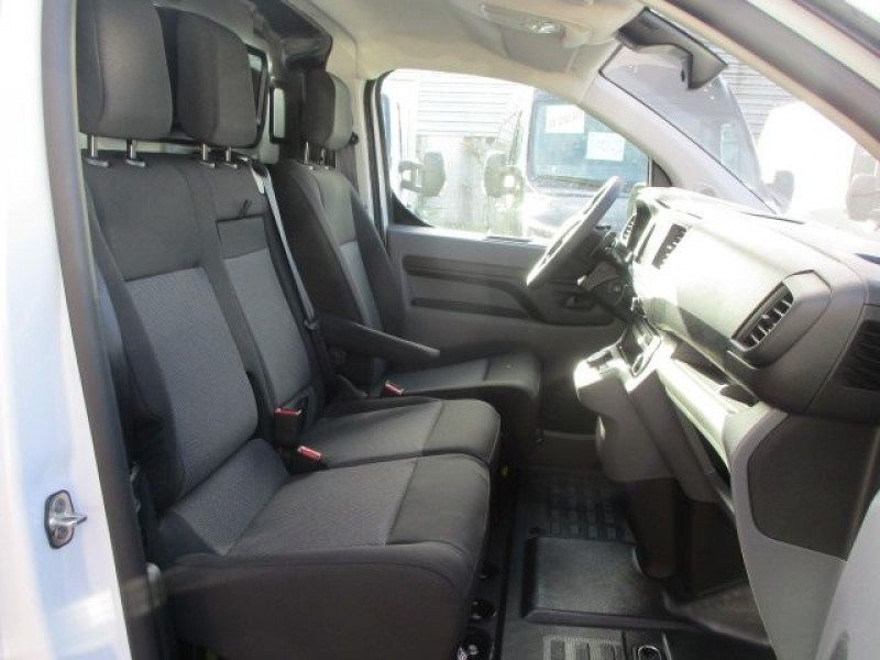 Photo 10 de l'offre de PEUGEOT EXPERT FG STANDARD 2.0 BLUEHDI 145CH S&S ASPHALT EAT8 à 41900€ chez Deal pro automobiles