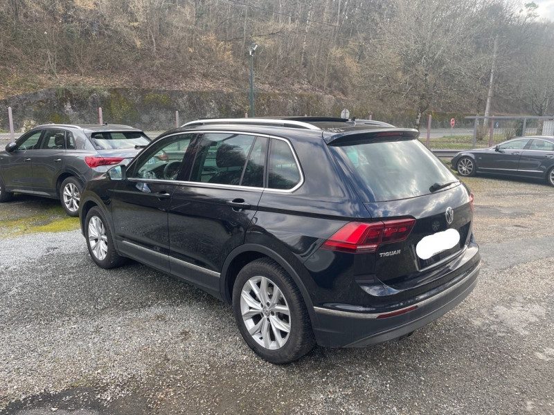 Photo 4 de l'offre de VOLKSWAGEN TIGUAN 2.0 TDI 150CH CARAT DSG7 à 26490€ chez Jeammet automobiles