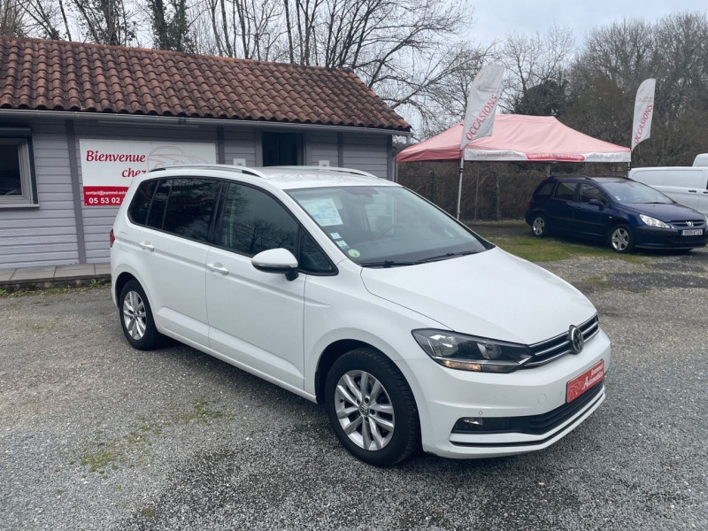 Photo 2 de l'offre de VOLKSWAGEN TOURAN 1.6 TDI 115CH BLUEMOTION TECHNOLOGY FAP CONFORTLINE BUSINESS DSG7 5 PL à 11990€ chez Jeammet automobiles
